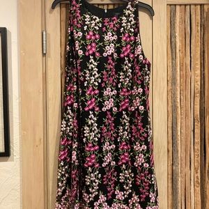 Tahari dress size 10 NWT